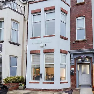 Frankies Seaview 5 Apartment Bridlington